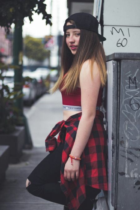 Valeria - ID: 127038