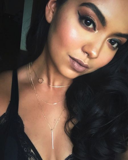 Camil Elizabeth - ID: 133508