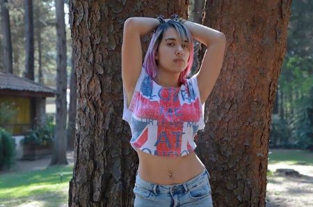 Lorena - ID: 145590