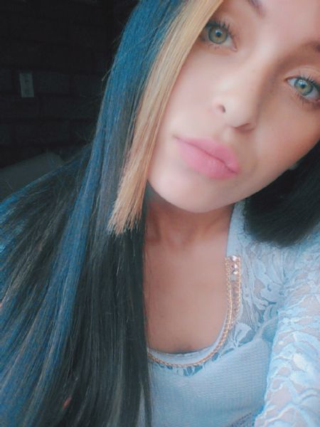 Laura - ID: 151157