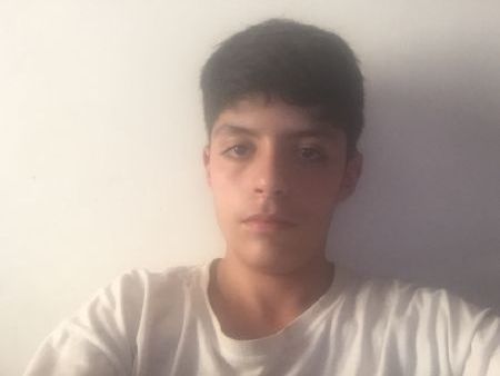 Emiliano - ID: 153514