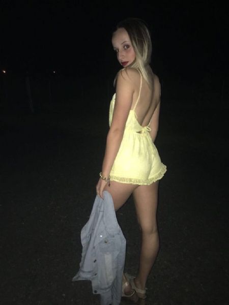Abril - ID: 154295 - 416393