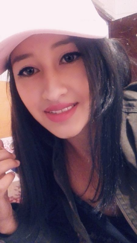 Natalia - ID: 157059