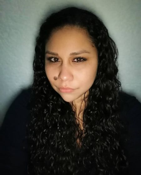 Claudia - ID: 195939