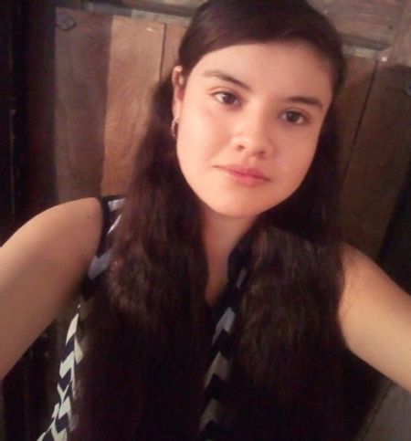 Vanessa - ID: 205478