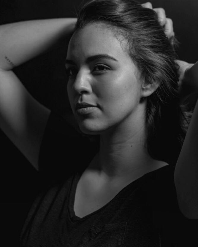 daniela - ID: 212806