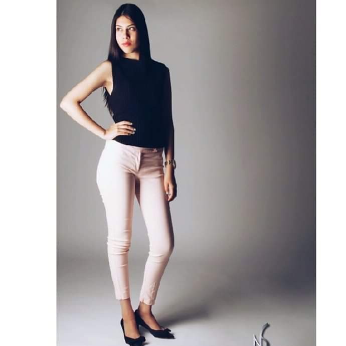 Fernanda - ID: 231454