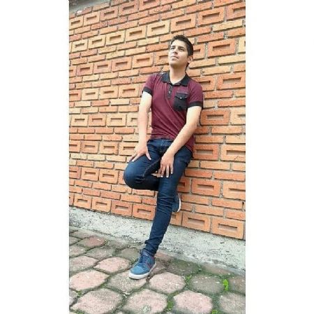Carlos Daniel - ID: 249176