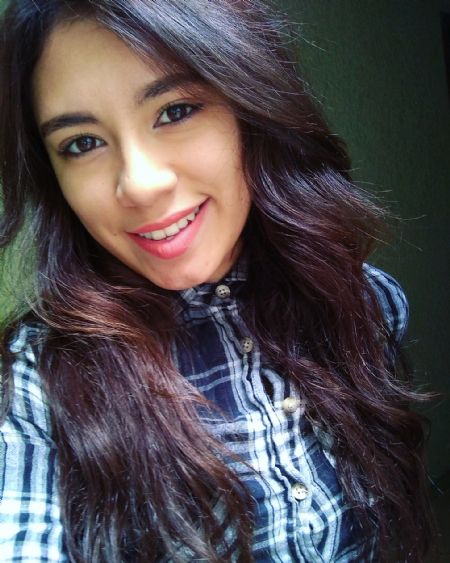 Jazmin - ID: 251974