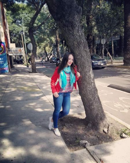 Samantha - ID: 271399
