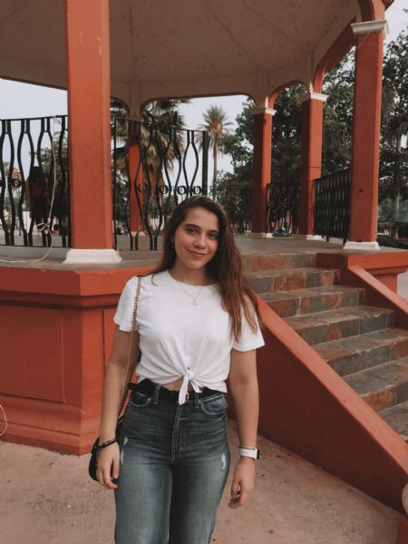Michelle - ID: 285677