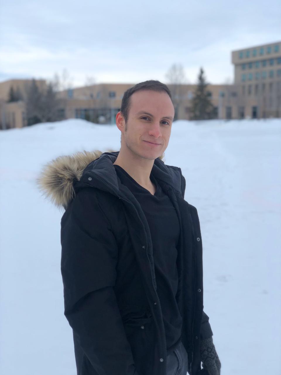 Kevin - ID: 300436 - 591086