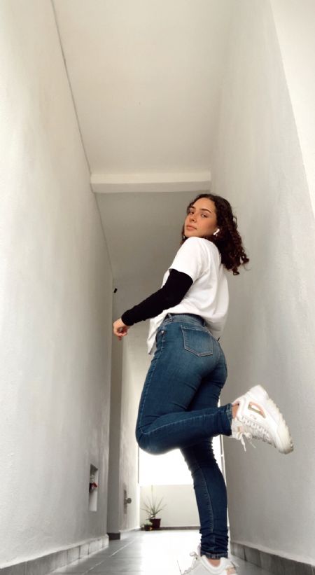 Aura Denisse - ID: 316457 - 608724