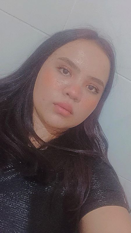 Daniela - ID: 318016