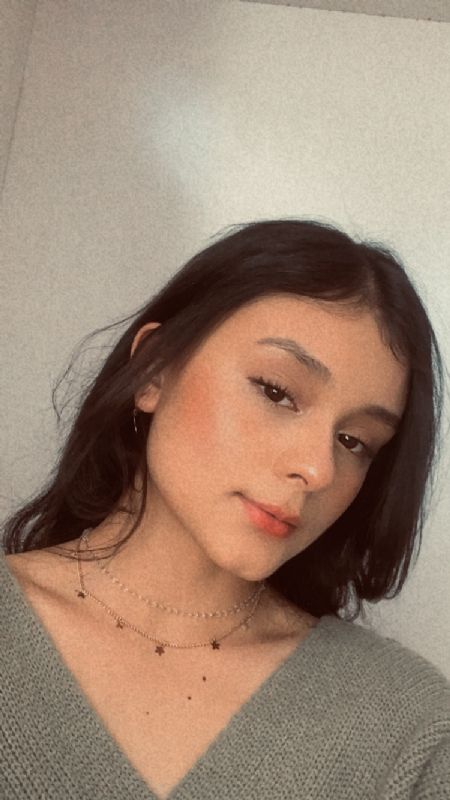 Aylin - ID: 318625