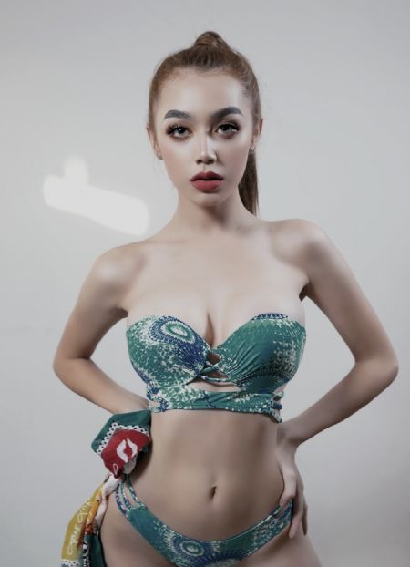 Dominique - ID: 319665