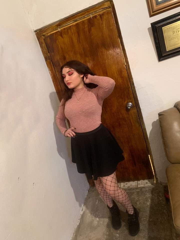 Karla Elizabeth - ID: 319800 - 612742