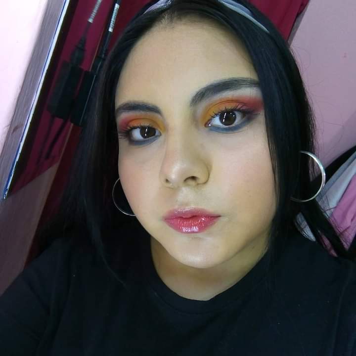 Ingrid - ID: 322551