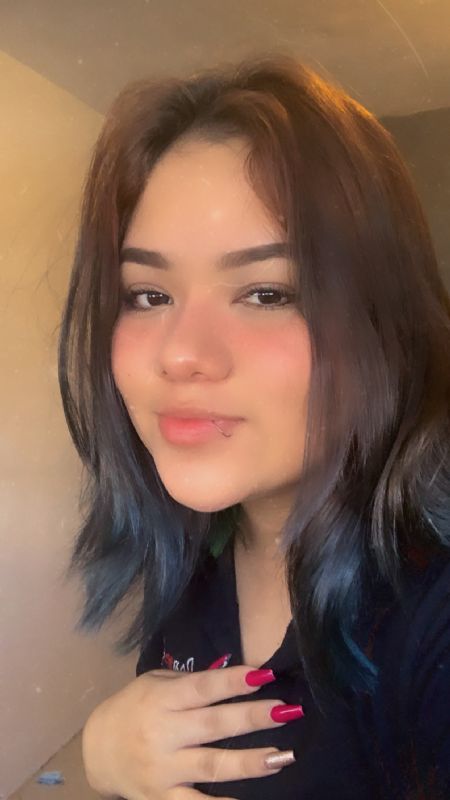 Kimberly - ID: 326779