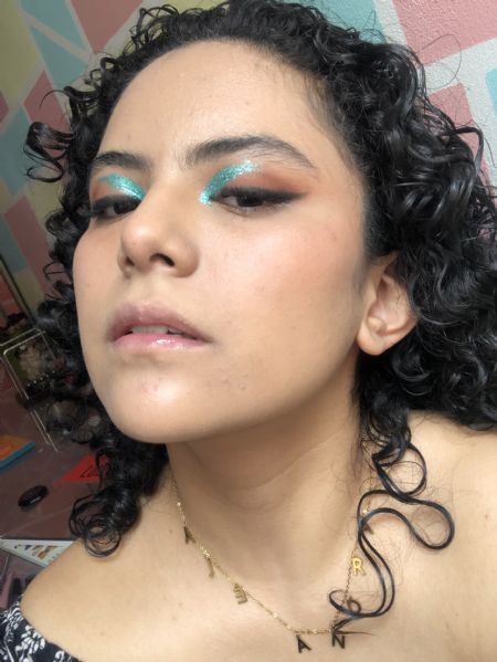 Alejandra - ID: 327537