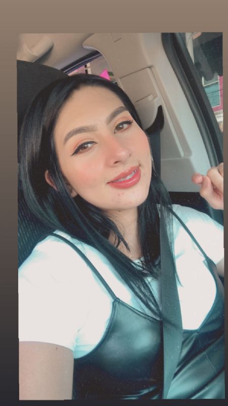 Karla - ID: 327597