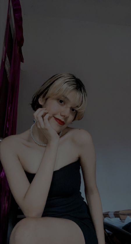 Andrea - ID: 330089