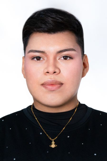 Ángel - ID: 334570