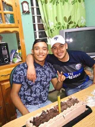 mauricio daniel - ID: 33948