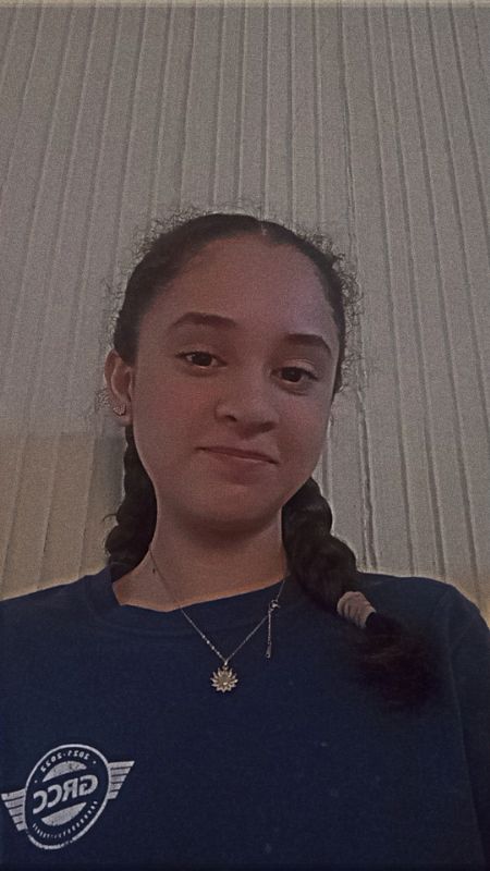 Michelle - ID: 352954 - 669998