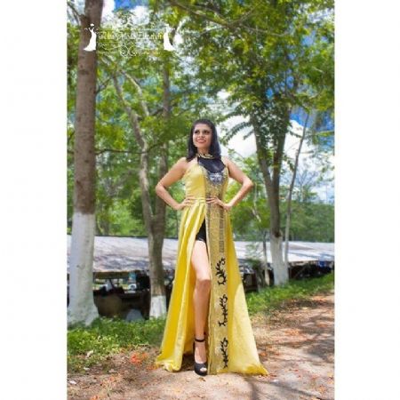 Roxana Yarizell - ID: 35866 - 393575