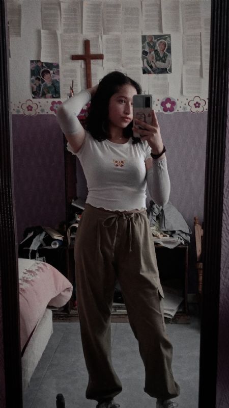 Karina - ID: 363047