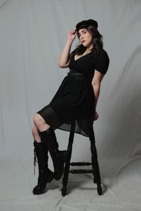 Regina - ID: 372494 - 696969