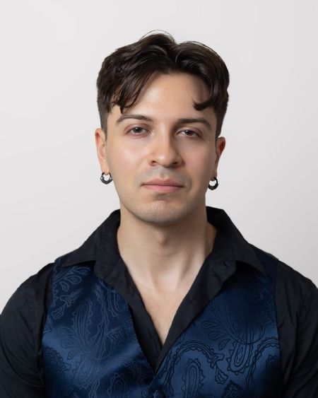 Darian Adrian - ID: 376143 - 745733