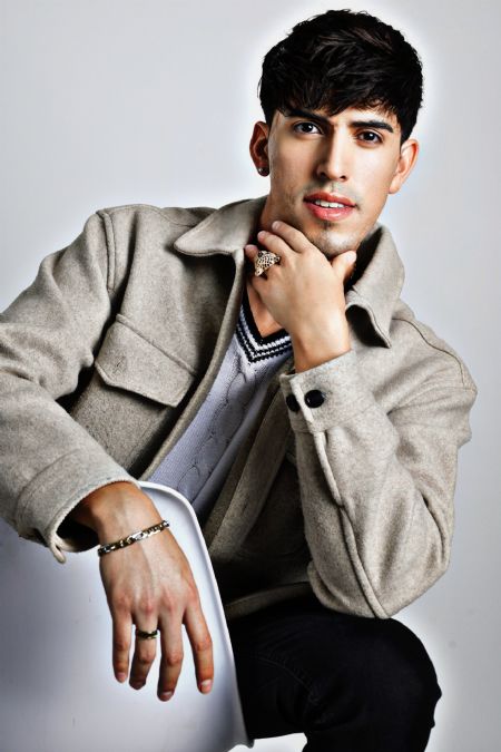 Jonathan - ID: 402895