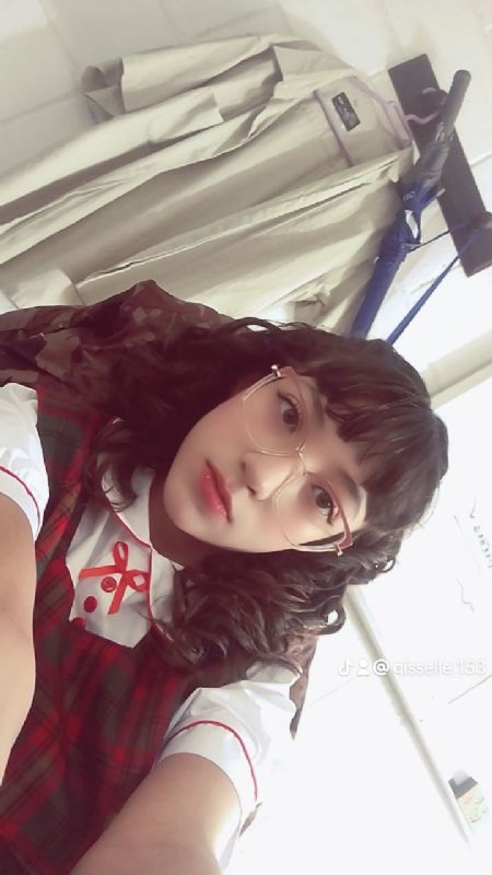 Stephanie Gisselle  - ID: 404308