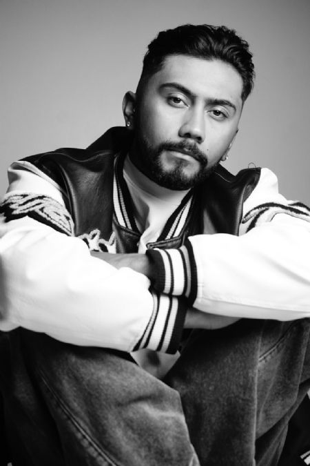 Alejandro - ID: 432932