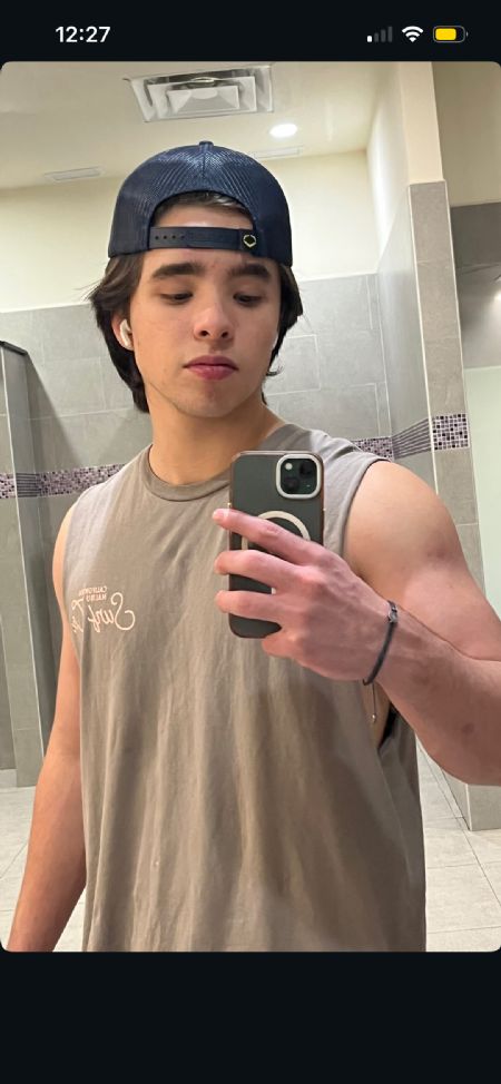 Diego - ID: 567061