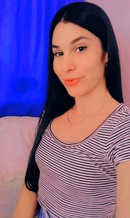 DANIELA - ID: 567353