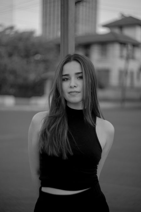 Sofia - ID: 586337