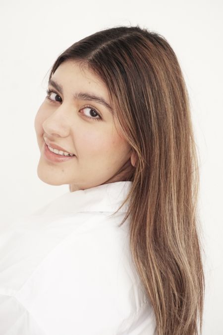 Anna Faride - ID: 594340