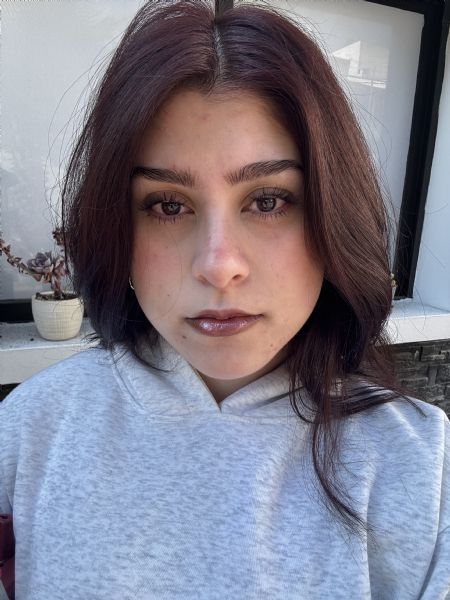 Sara - ID: 597454