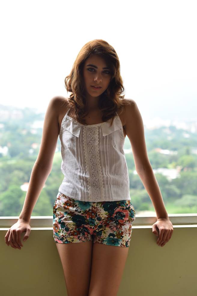 Vanessa - ID: 59763