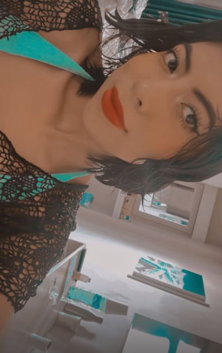 Karina - ID: 599389