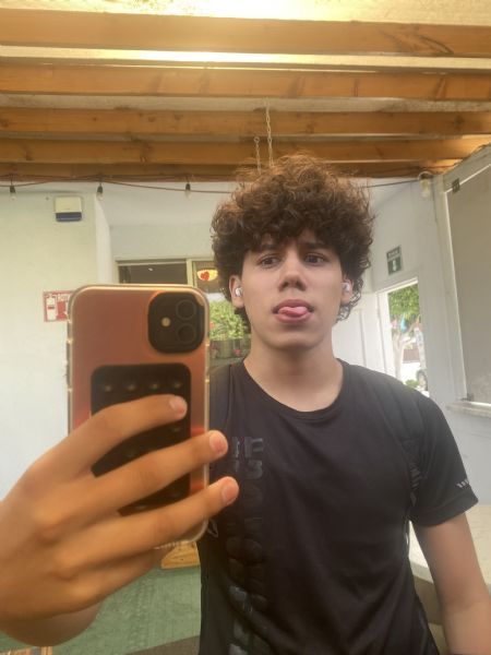 Ian - ID: 606625 - 854586