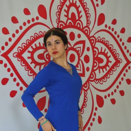 Laura - ID: 63806