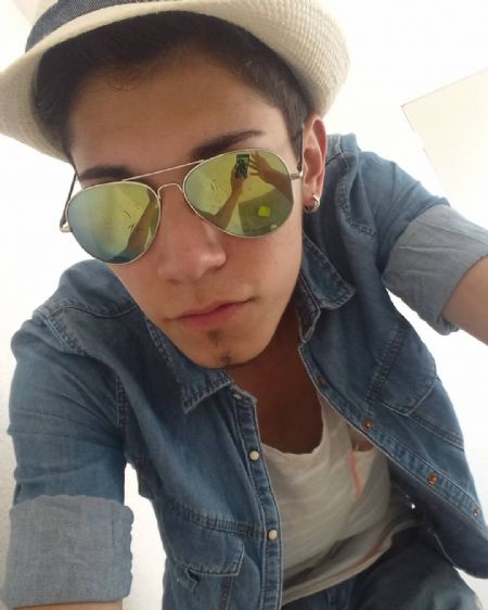 Juan Carlos - ID: 75952