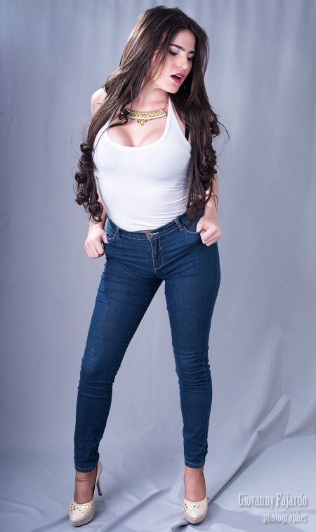 stephany - ID: 81468
