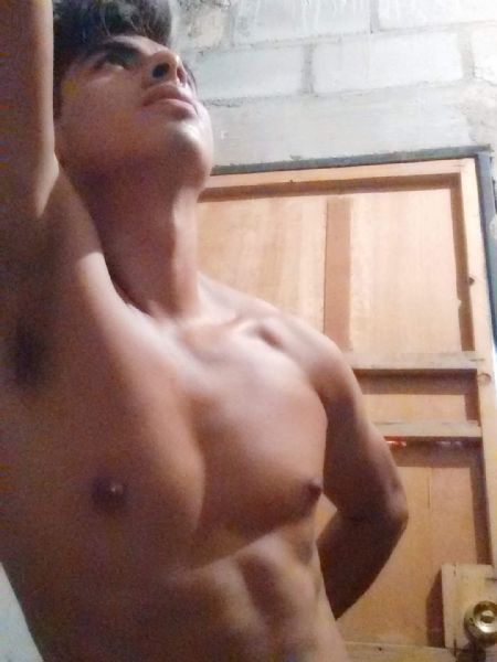 Axel - ID: 85038